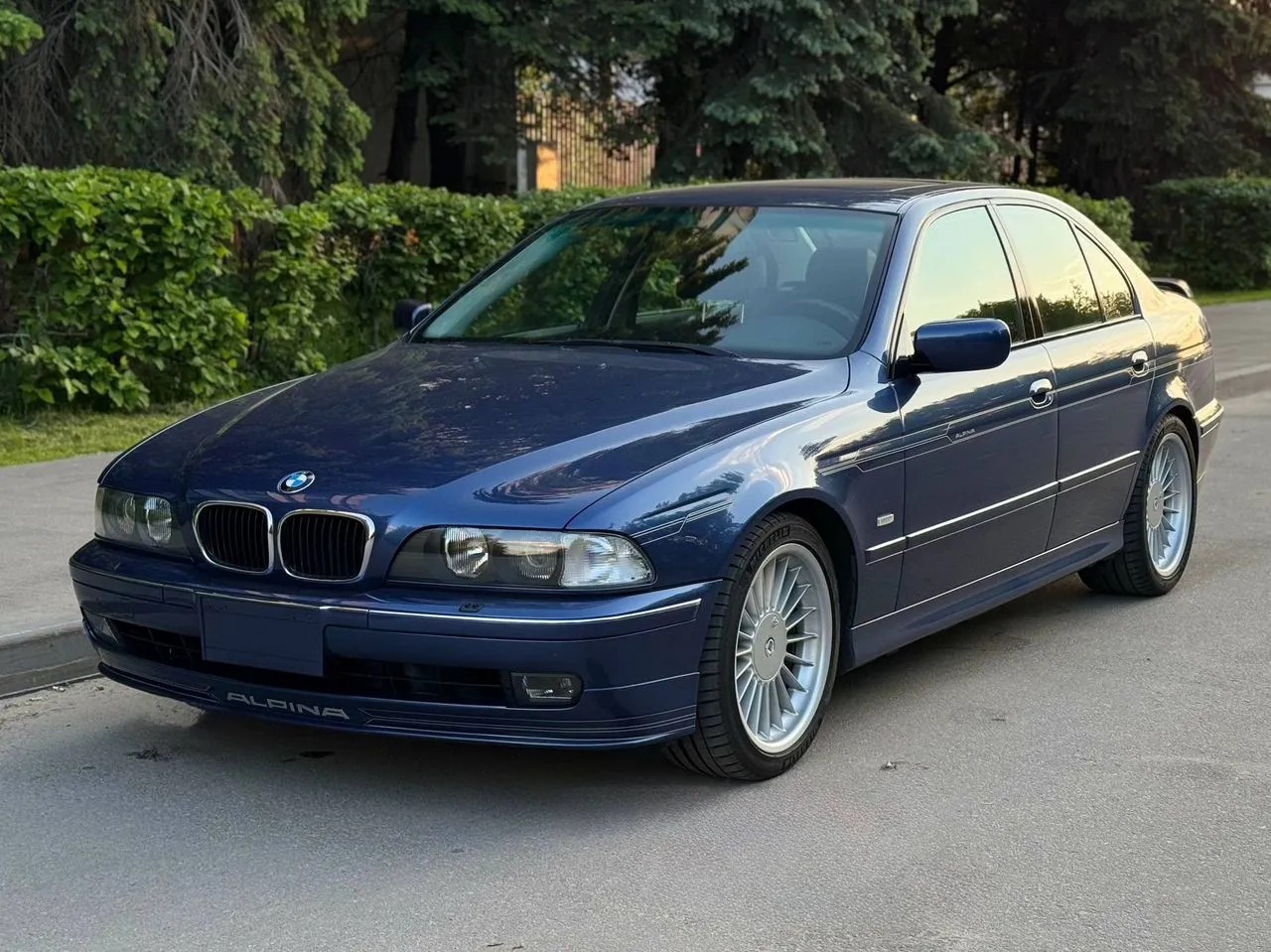 Alpina B10